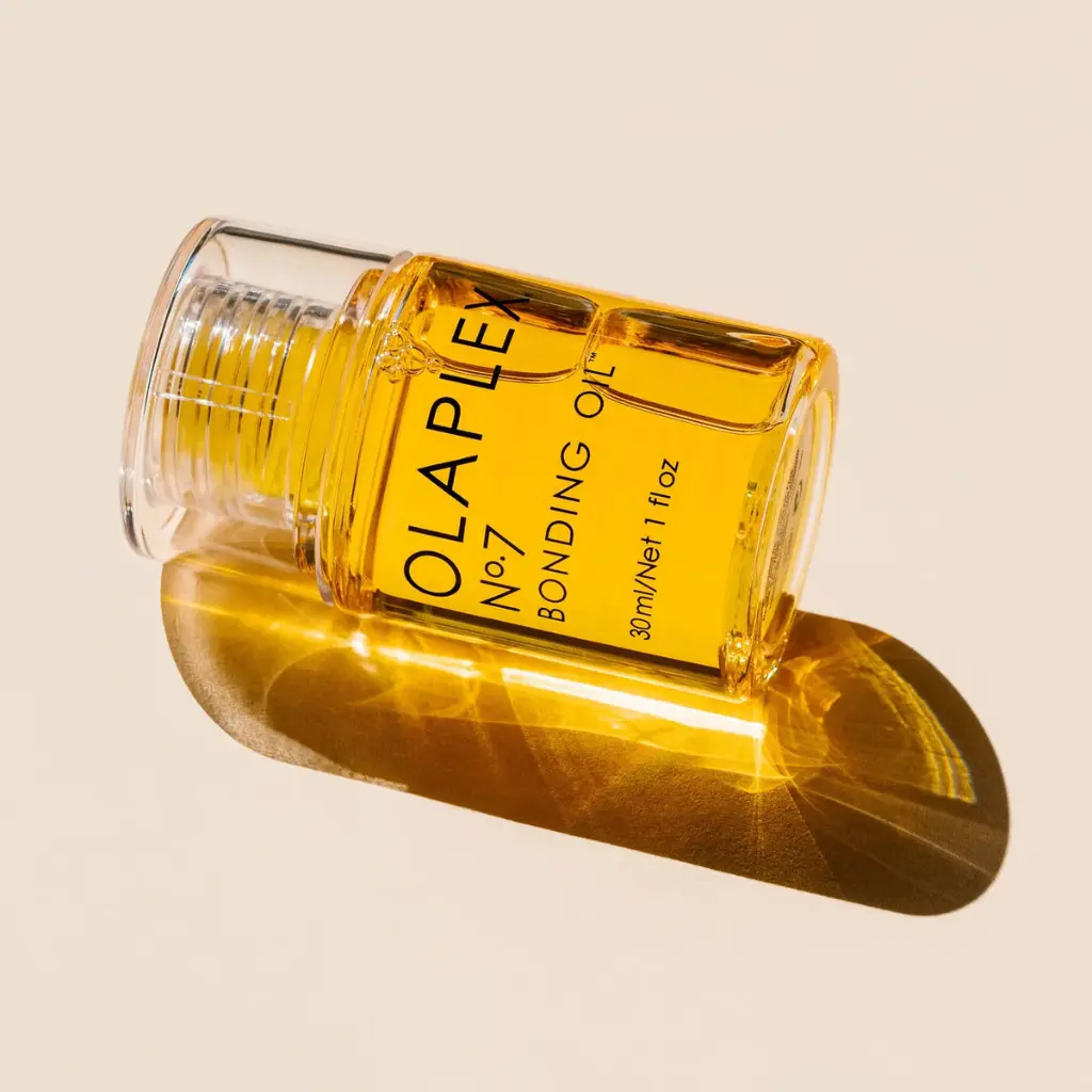 OLAPLEX_2005_EW_7_1440x_617c7f20-e3ed-4601-98c7-3bc51c05d928.webp