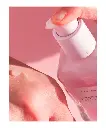 gloglo004_glowrecipe_pinkjuicemoisturiser_7_1560x1960-rpux3.webp