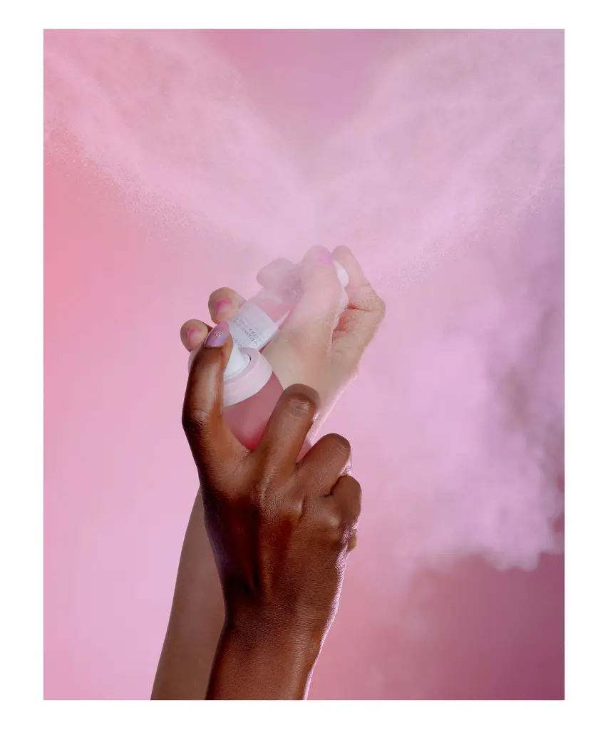 gloglo007_glowrecipe_watermelonmist_4_1560x1960-yuhy7.webp