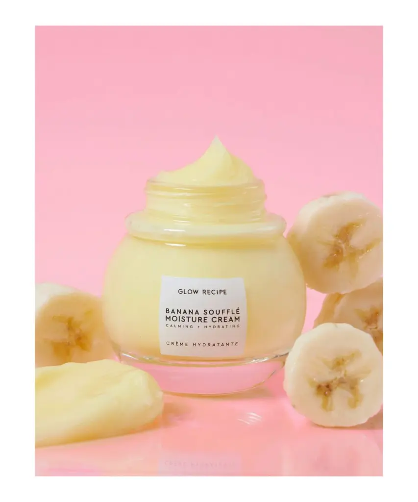 gloglo020_glowrecipe_bananasoufflemoisturecream_6_1560x1960-e2w59.webp